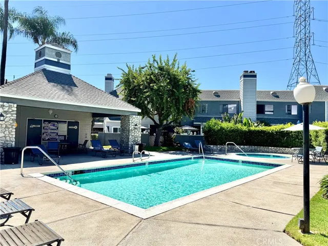 1212 S Barranca B, Glendora, California 91740