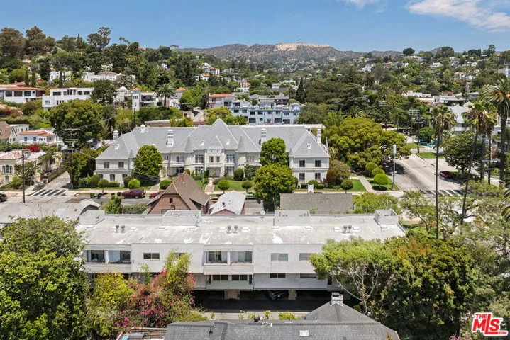2147 N Beachwood Drive 5, Los Angeles, California 90068
