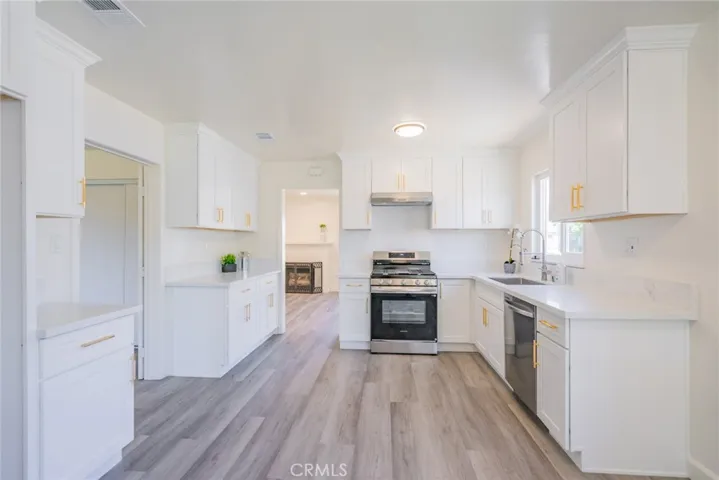 Kitchen area