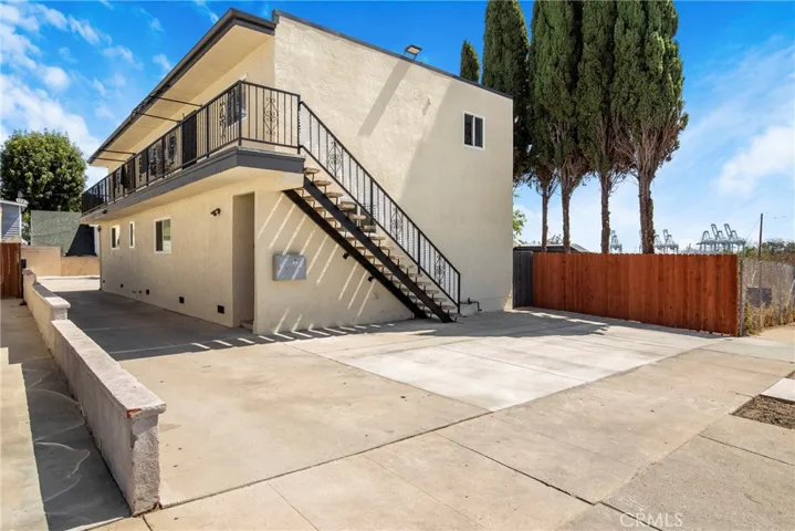564 W Macarthur, San Pedro, California 90731