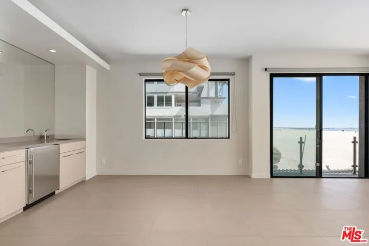 1 Northstar Street 101, Marina Del Rey, California 90292