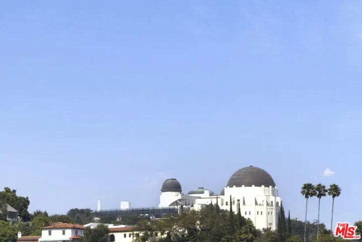 1900 Vine Street 403, Los Angeles, California 90068