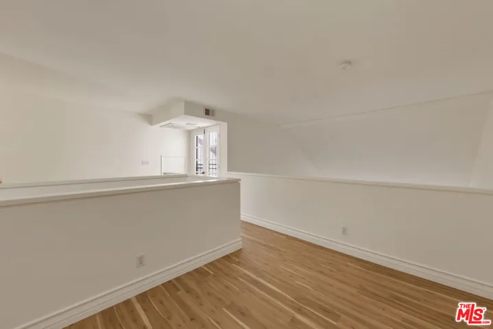 1900 Vine Street 403, Los Angeles, California 90068