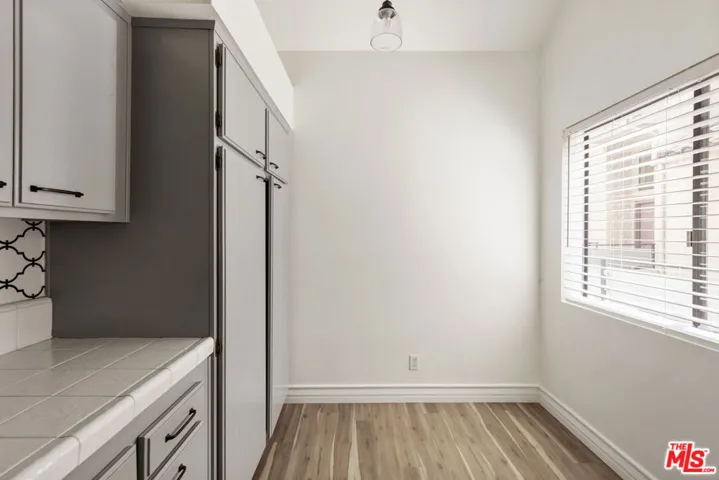 1900 Vine Street 403, Los Angeles, California 90068