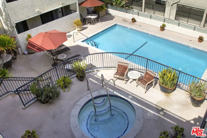 1900 Vine Street 403, Los Angeles, California 90068