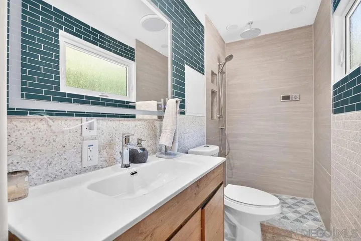 3405 Aveley Place, San Diego, California 92111