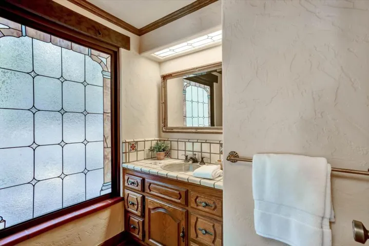 15295 Kennedy Road, Los Gatos, California 95032