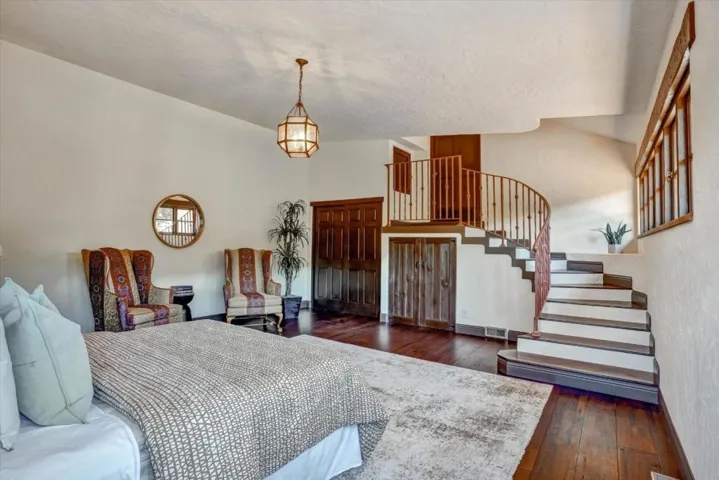 15295 Kennedy Road, Los Gatos, California 95032
