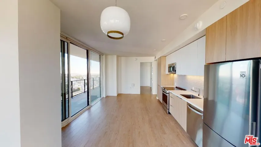 11750 Wilshire Boulevard 1912, Los Angeles, California 90025