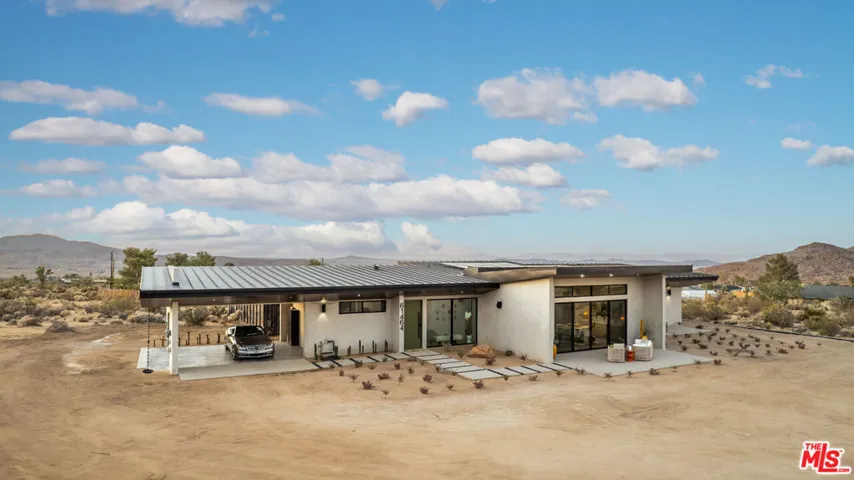 61464 Melton Trail, Joshua Tree, California 92252