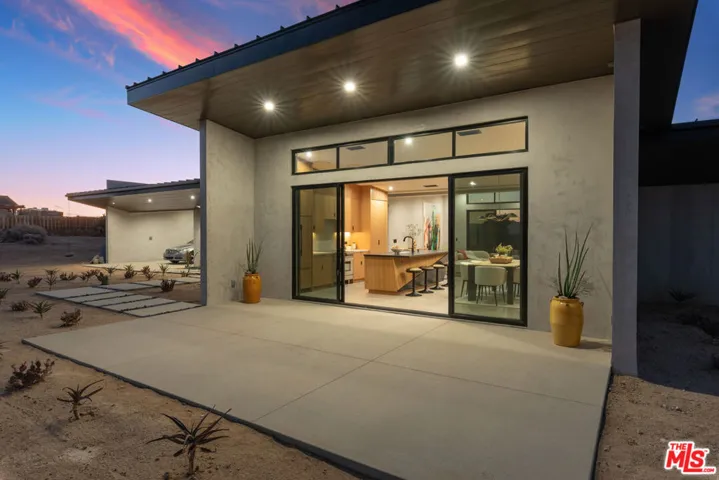 61464 Melton Trail, Joshua Tree, California 92252
