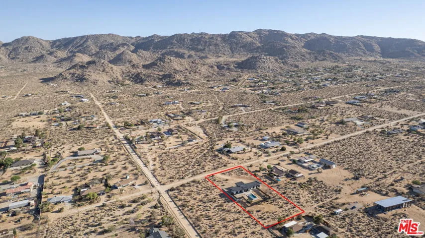 61464 Melton Trail, Joshua Tree, California 92252