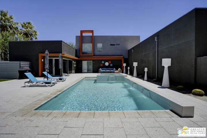 445 Dion Drive, Palm Springs, California 92262