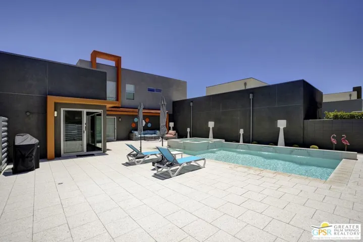 445 Dion Drive, Palm Springs, California 92262