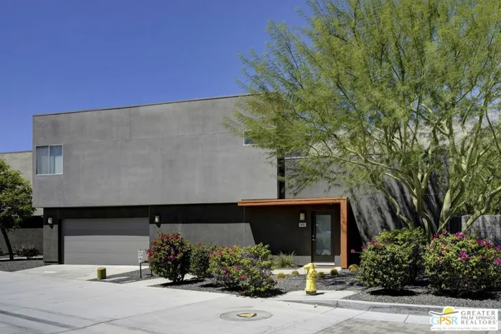 445 Dion Drive, Palm Springs, California 92262