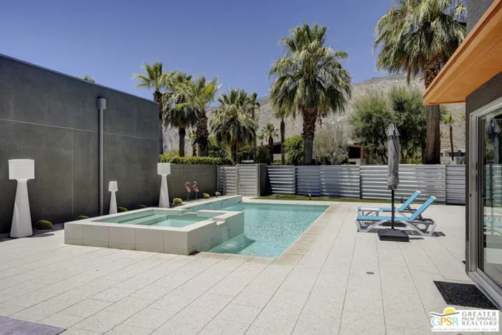 445 Dion Drive, Palm Springs, California 92262