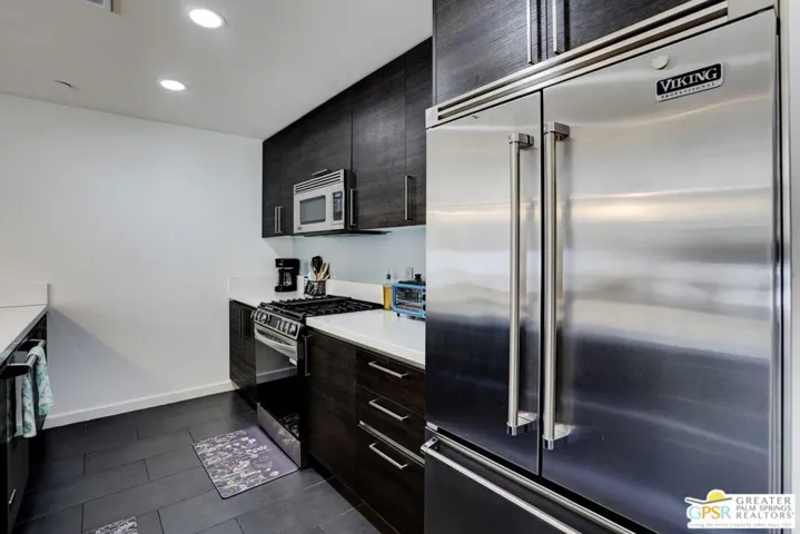 445 Dion Drive, Palm Springs, California 92262