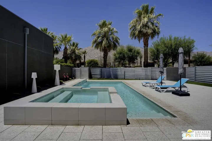 445 Dion Drive, Palm Springs, California 92262