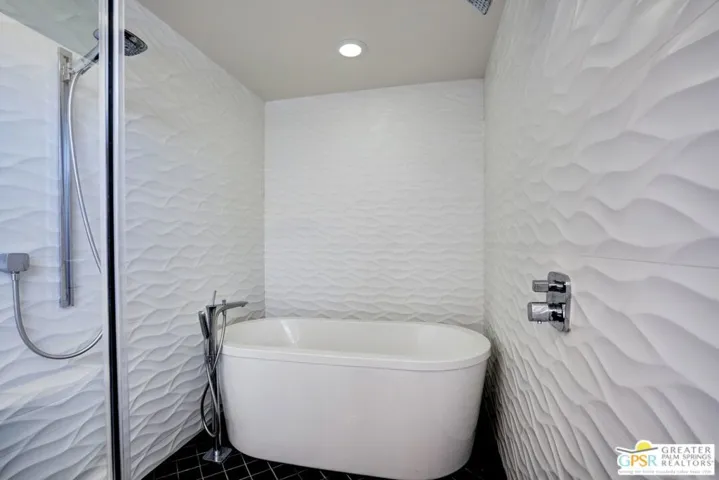 445 Dion Drive, Palm Springs, California 92262