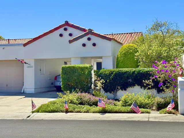 4835 Galicia Way, Oceanside, California 92056