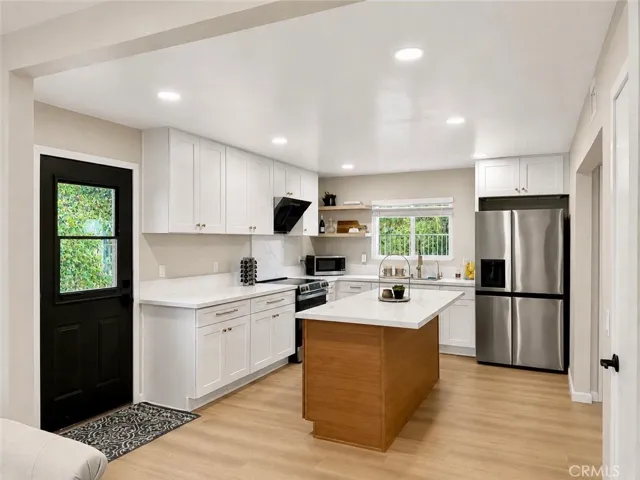24851 Stem, Lake Forest, California 92630
