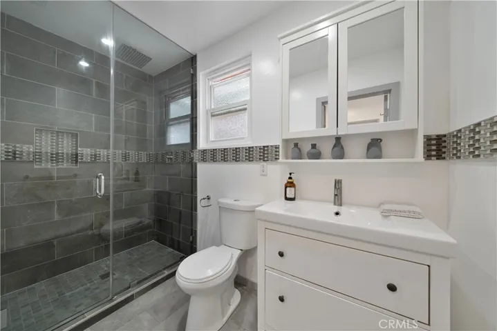 4217 Stewart, Los Angeles, California 90066