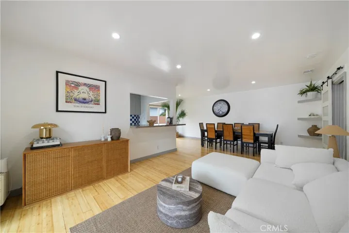 4217 Stewart, Los Angeles, California 90066
