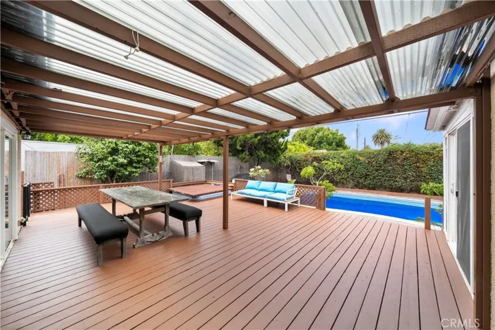 4217 Stewart, Los Angeles, California 90066