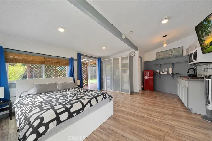 4217 Stewart, Los Angeles, California 90066