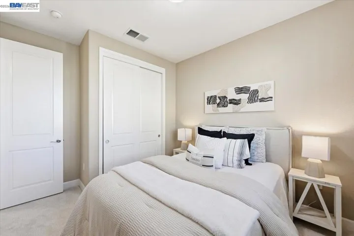 5423 Iron Horse Pkwy, Dublin, California 94568