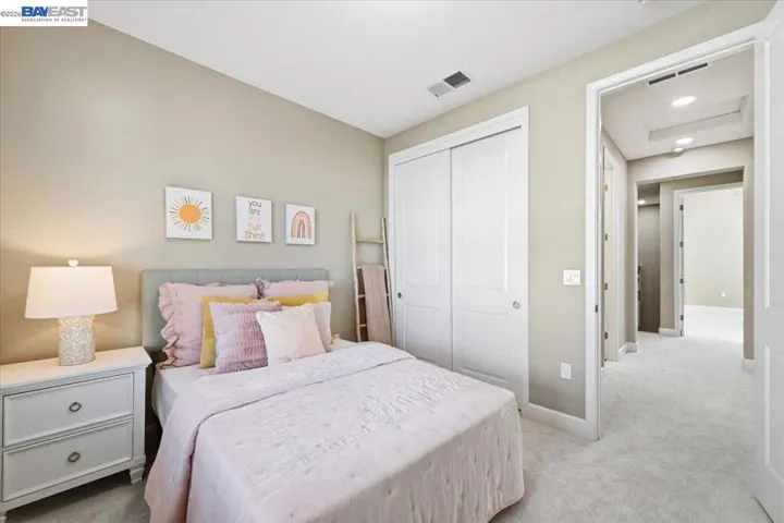 5423 Iron Horse Pkwy, Dublin, California 94568