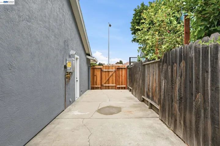 3044 San Andreas Dr, Union City, California 94587