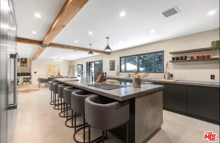 20322 Del Campo Pl, Woodland Hills, California 91364
