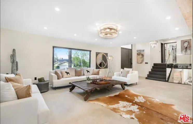 20322 Del Campo Pl, Woodland Hills, California 91364