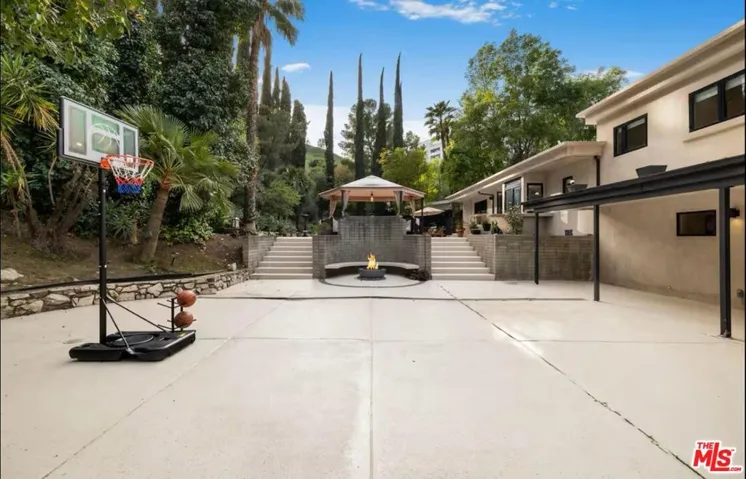 20322 Del Campo Pl, Woodland Hills, California 91364