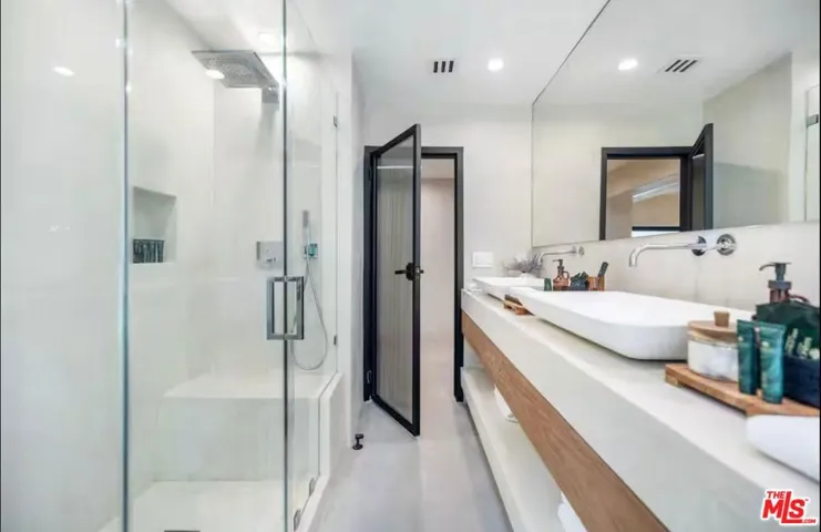 20322 Del Campo Pl, Woodland Hills, California 91364