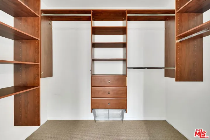 4501 Cedros Avenue 206, Sherman Oaks, California 91403