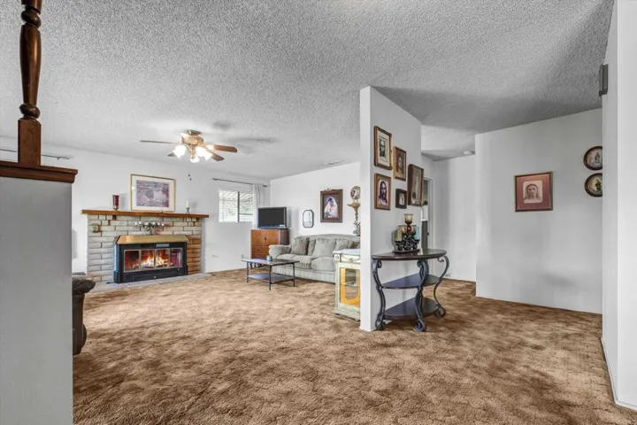 1154 Monte Vista Dr, Vista, California 92084 — photo 4