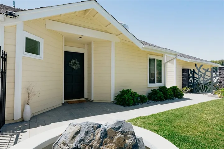 8 Laurel Creek, Laguna Hills, California 92653
