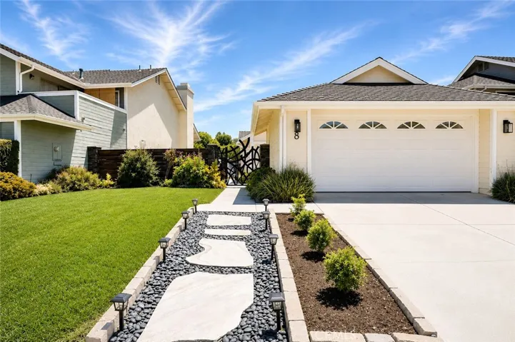 8 Laurel Creek, Laguna Hills, California 92653