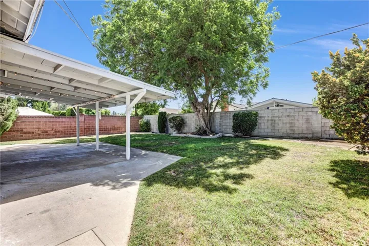 10939 Gloria, Los Angeles, California 91344
