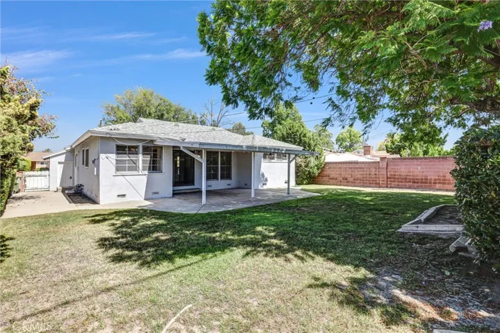 10939 Gloria, Los Angeles, California 91344
