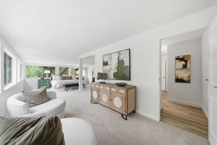 2701 Rio Lindo Avenue, Healdsburg, California 95448