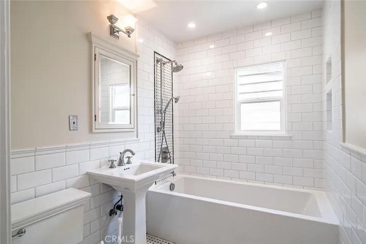 348 W Spazier Avenue, Burbank, California 91506