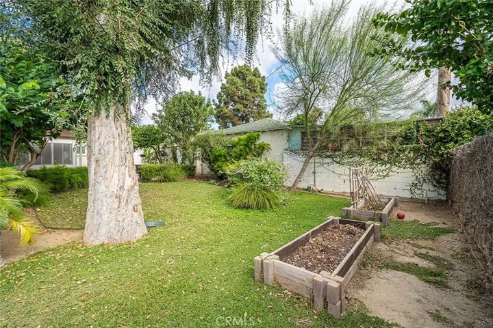 348 W Spazier Avenue, Burbank, California 91506