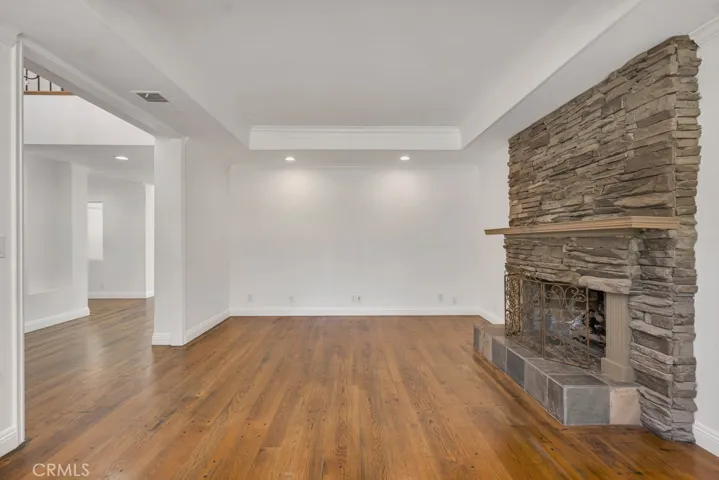 24508 Park Granada, Calabasas, California 91302