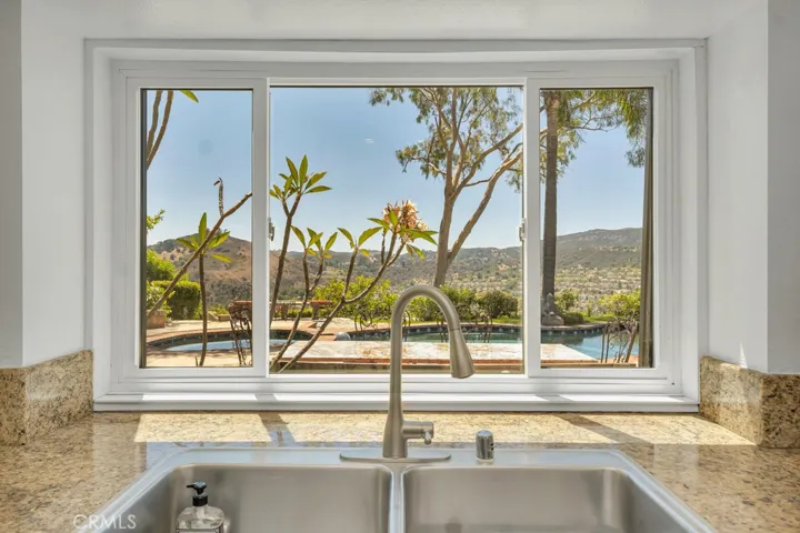 24508 Park Granada, Calabasas, California 91302
