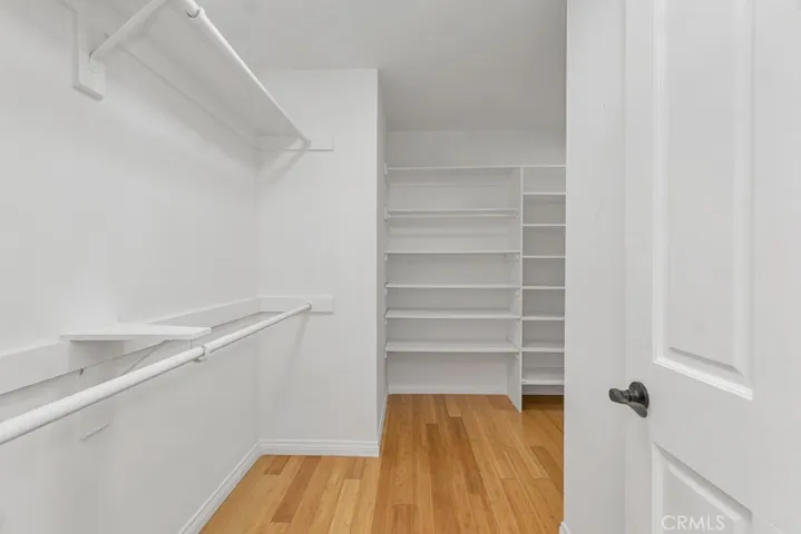 24508 Park Granada, Calabasas, California 91302
