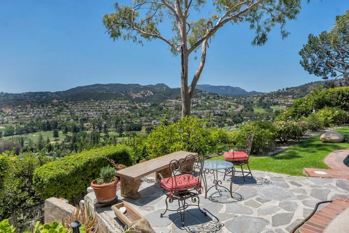 24508 Park Granada, Calabasas, California 91302