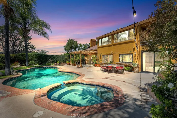 24508 Park Granada, Calabasas, California 91302